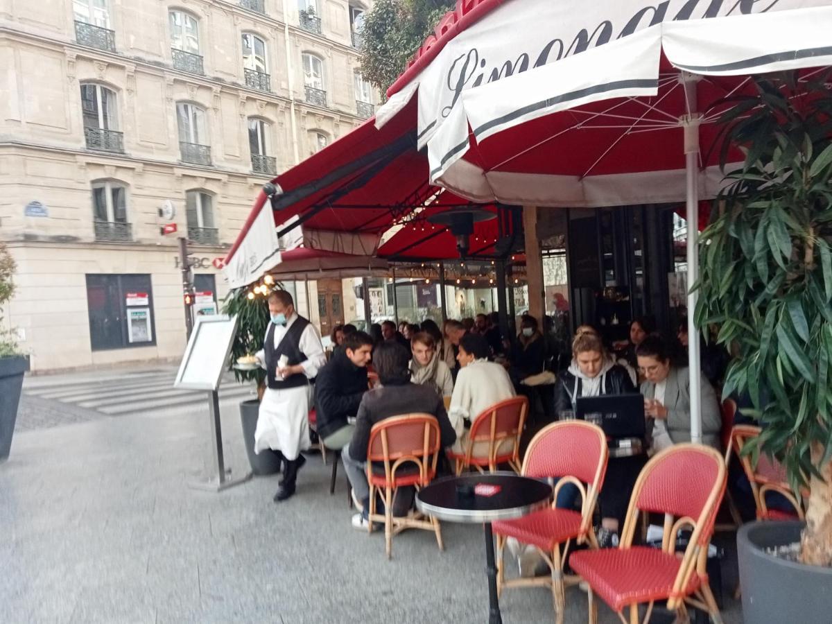Gare Montparnasse,fantastic Location,center Paris6 Eme ,close To Louvre Meusm And Notre Eiffel Tour Appartement