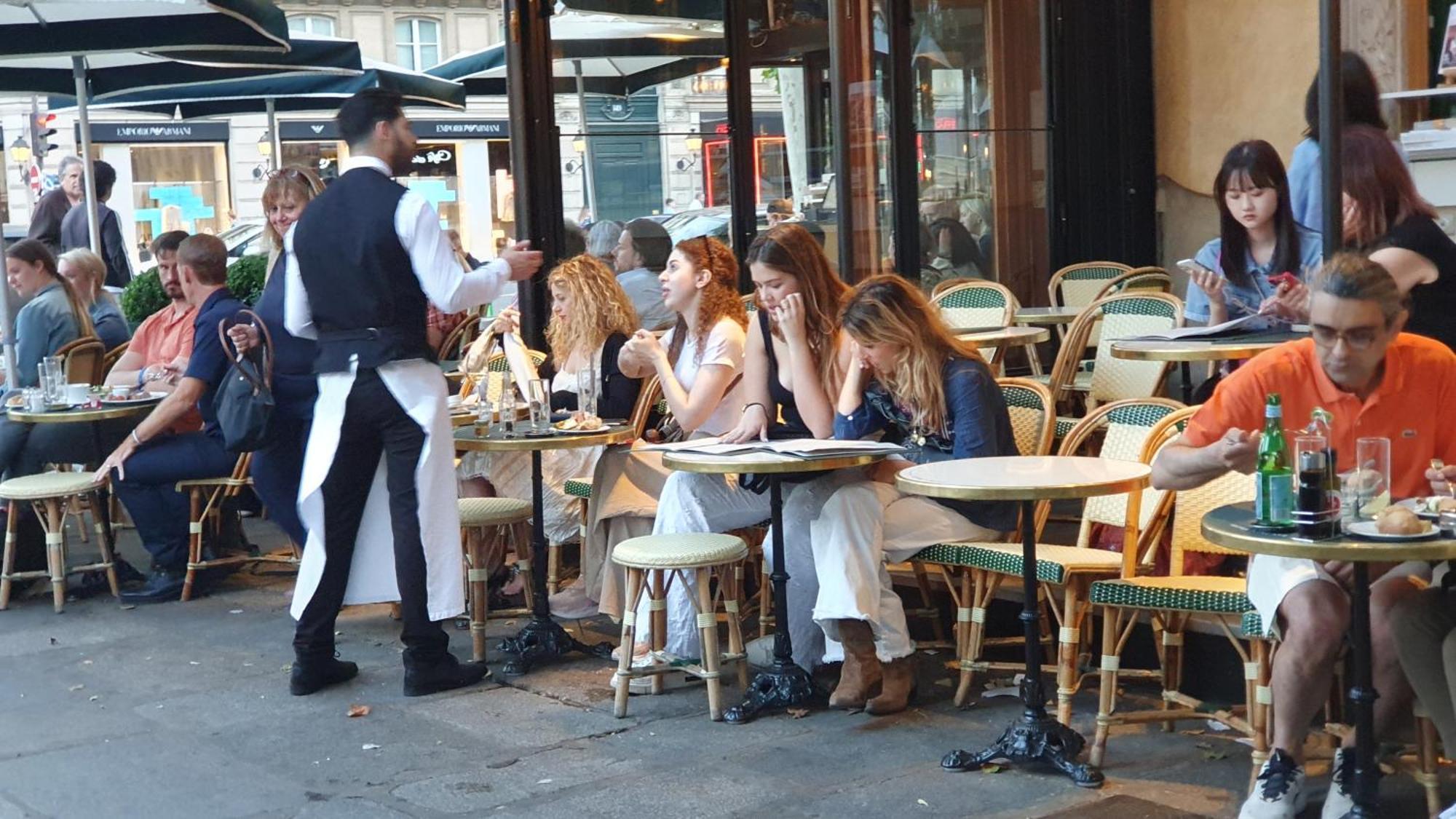 Gare Montparnasse,fantastic Location,center Paris6 Eme ,close To Louvre Meusm And Notre Eiffel Tour Appartement Parijs
